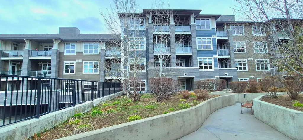 25 Auburn Meadows Avenue SE Calgary AB T3M 2L3