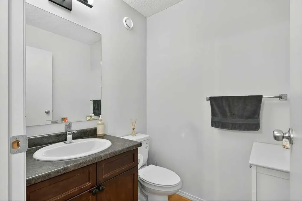 243 Redstone Drive NE Calgary AB T3N 0N4