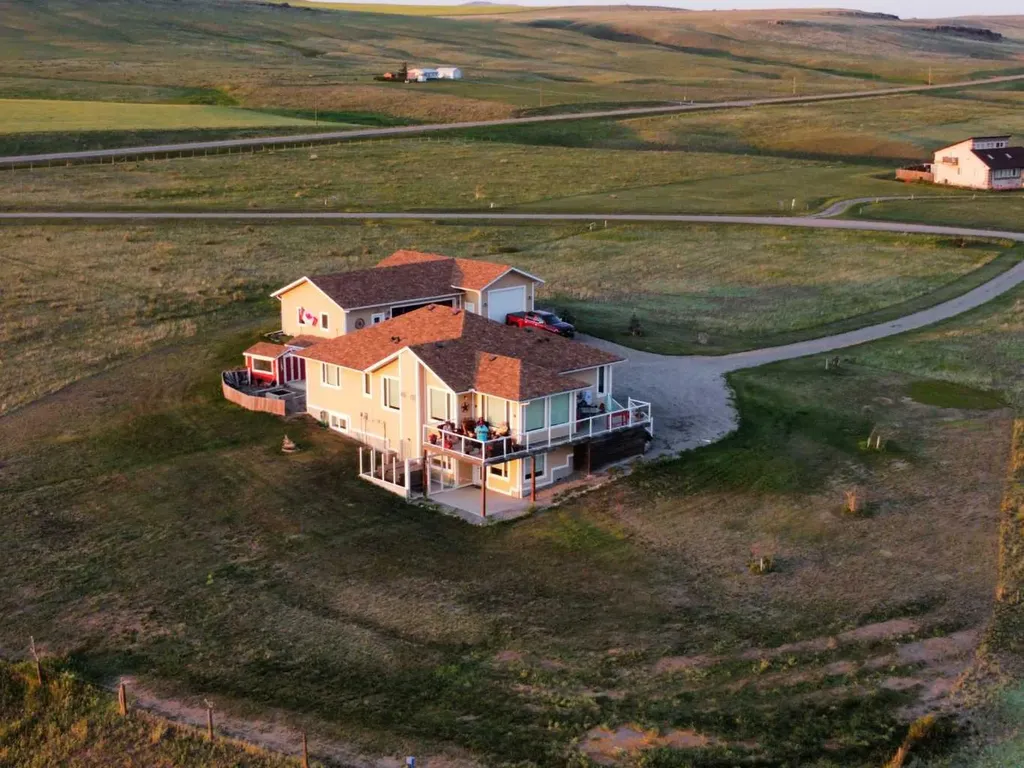 5 Walking Plow Estates Cowley AB T0K0P0