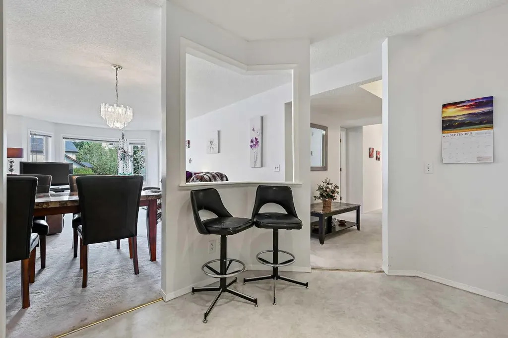 1206 Sienna Park Green SW Calgary AB T3H 3N7