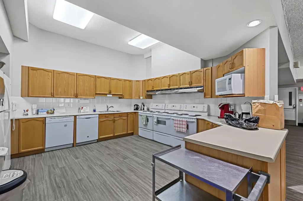 1206 Sienna Park Green SW Calgary AB T3H 3N7