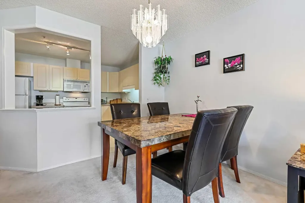 1206 Sienna Park Green SW Calgary AB T3H 3N7