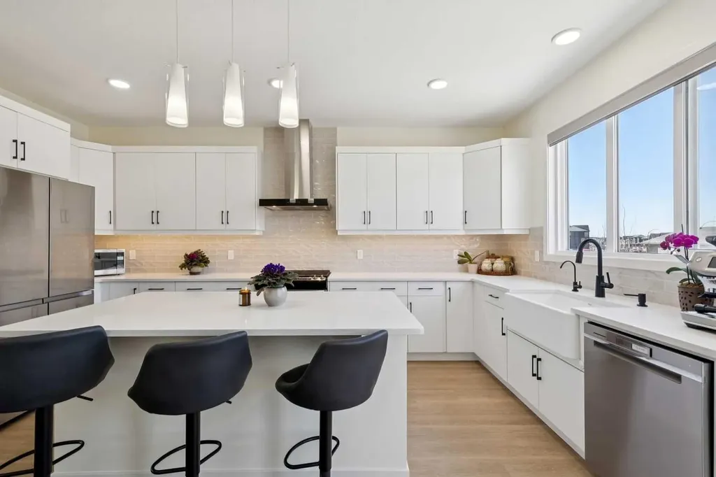 87 Setonstone Landing SE Calgary AB T3M 3R4