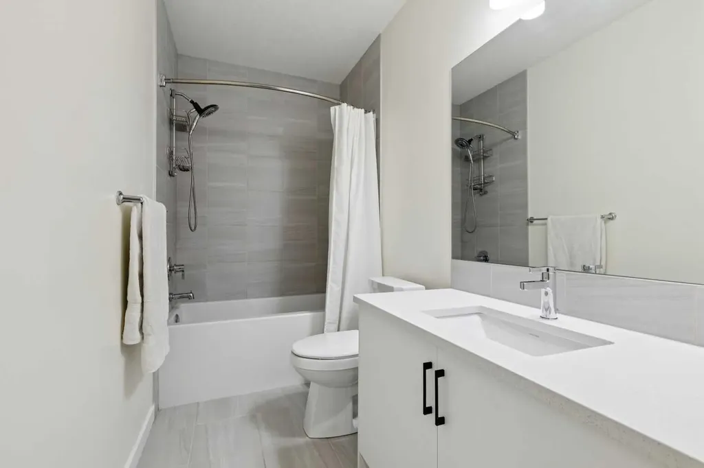 87 Setonstone Landing SE Calgary AB T3M 3R4