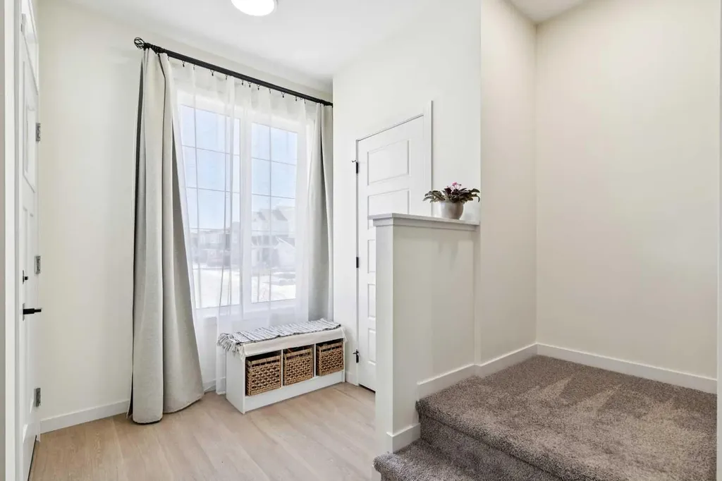 87 Setonstone Landing SE Calgary AB T3M 3R4