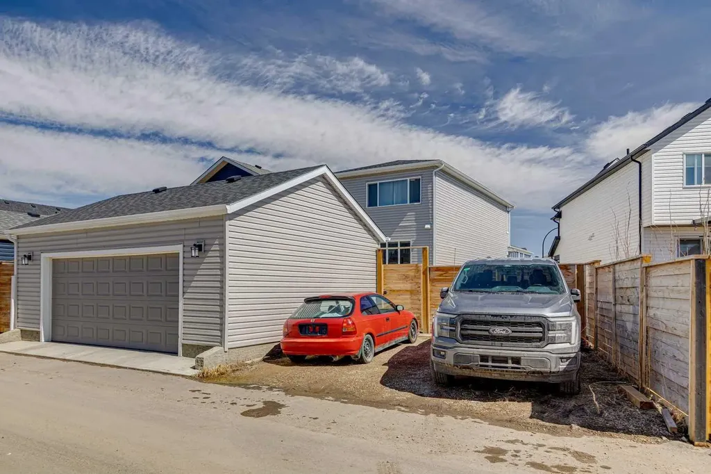 87 Setonstone Landing SE Calgary AB T3M 3R4