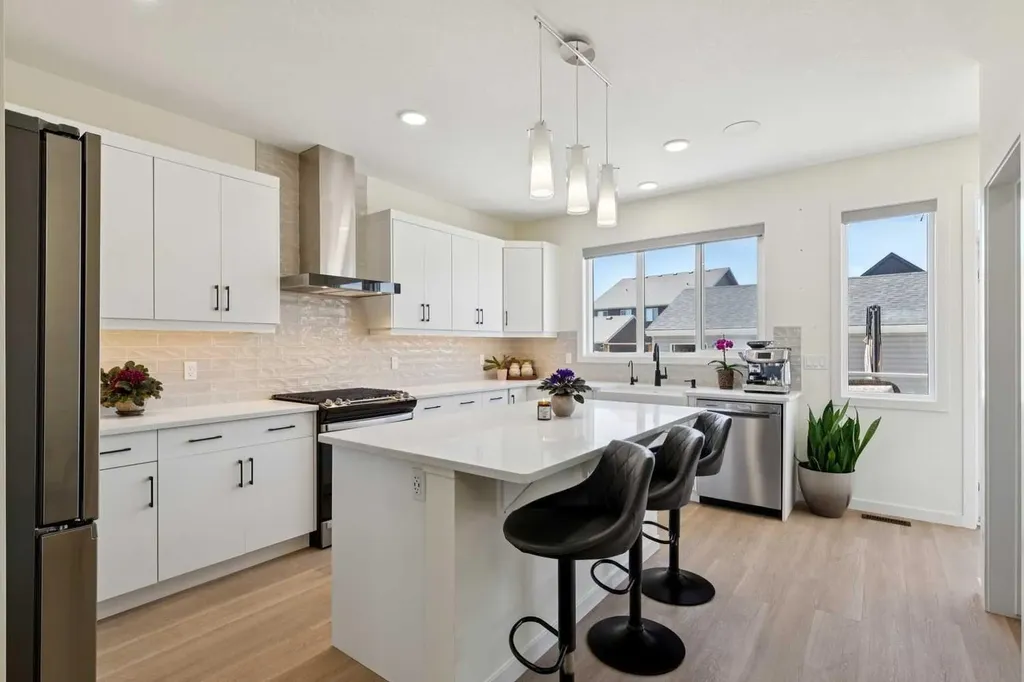 87 Setonstone Landing SE Calgary AB T3M 3R4