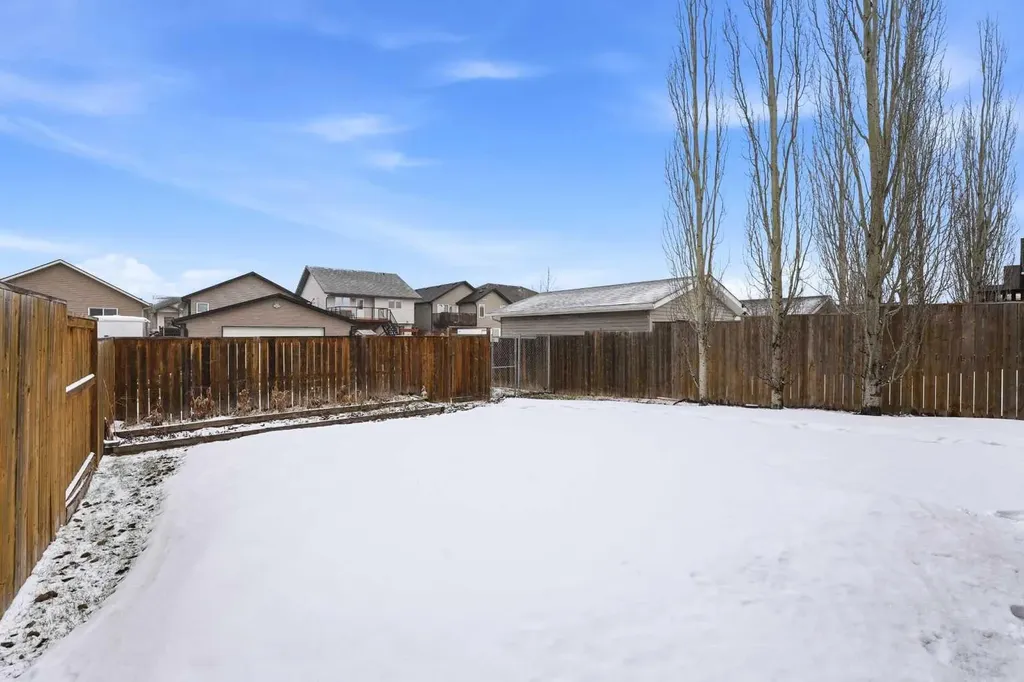 28 Ibbotson Close Red Deer AB T4R0C7