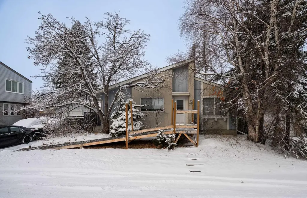 305 Olympia Drive SE Calgary AB T2C 1H6