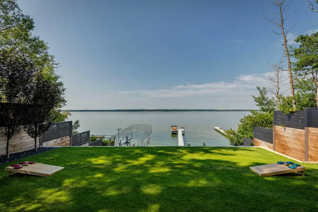 71 Birchcliff Road Birchcliff AB T4S 1R6