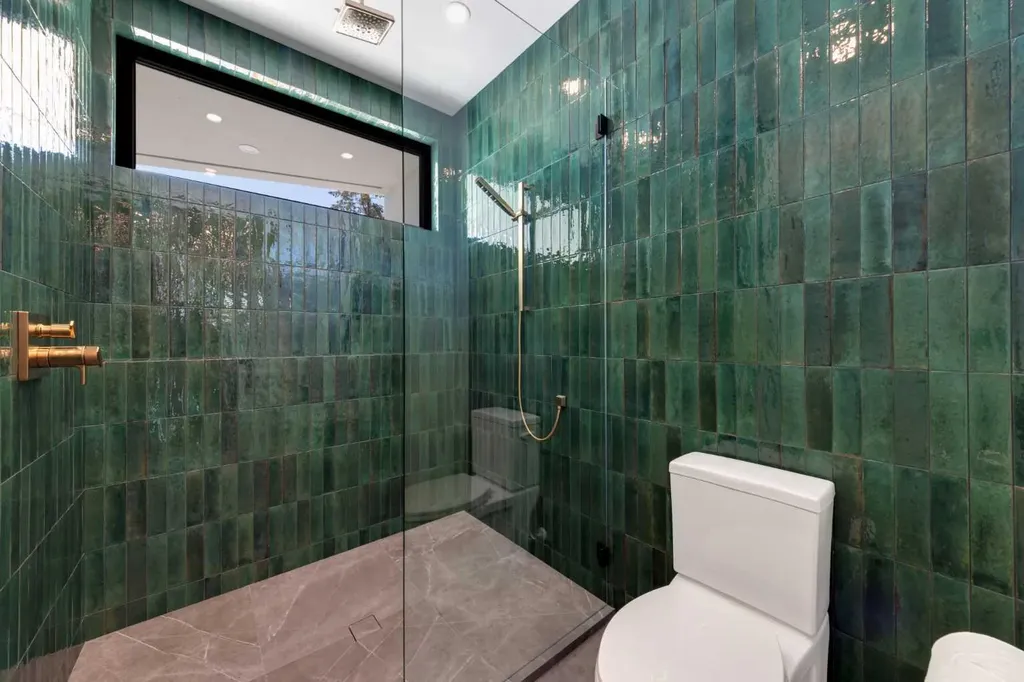 71 Birchcliff Road Birchcliff AB T4S 1R6