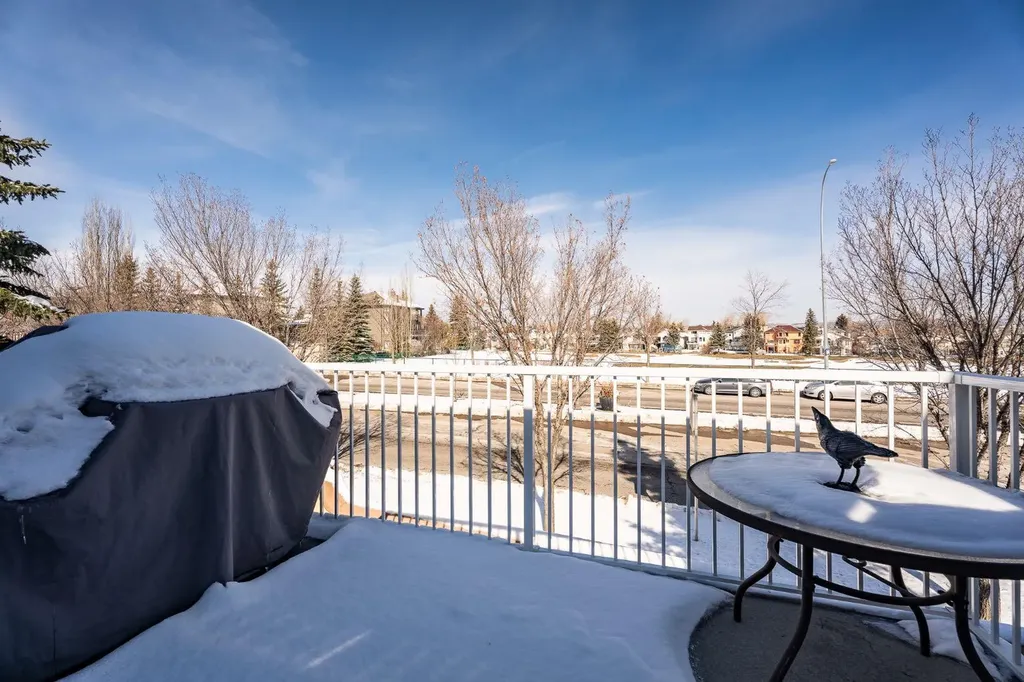 216 Valley Ridge Heights NW Calgary AB T3B 5T3