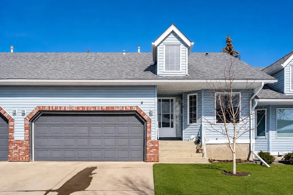216 Valley Ridge Heights NW Calgary AB T3B 5T3