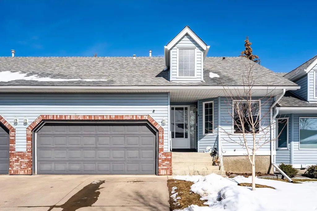 216 Valley Ridge Heights NW Calgary AB T3B 5T3