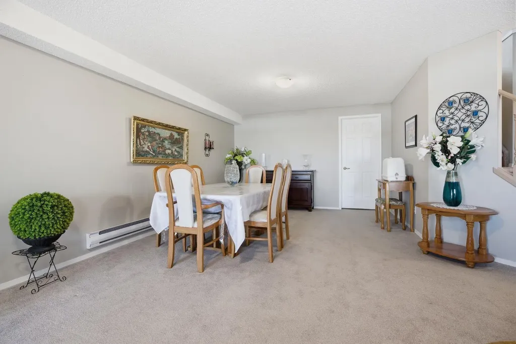216 Valley Ridge Heights NW Calgary AB T3B 5T3