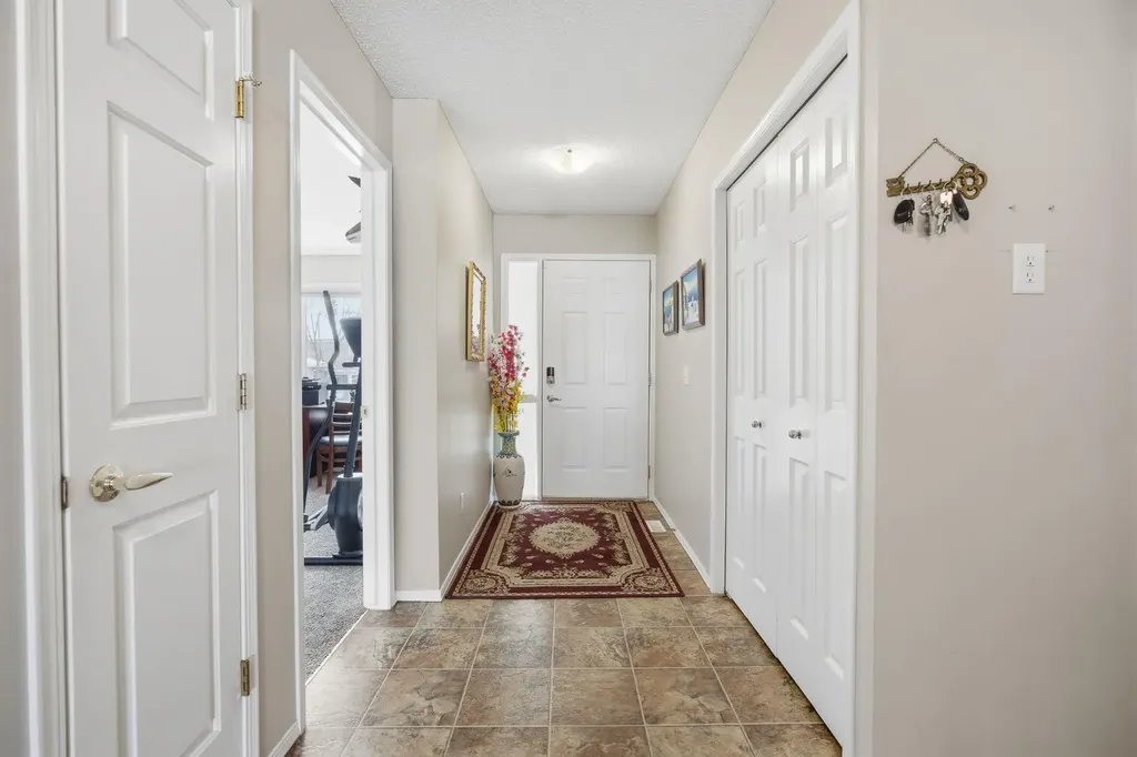 216 Valley Ridge Heights NW Calgary AB T3B 5T3