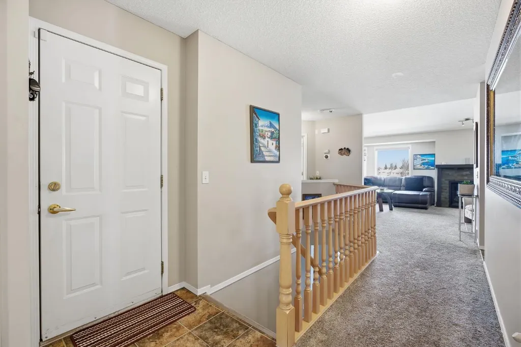 216 Valley Ridge Heights NW Calgary AB T3B 5T3