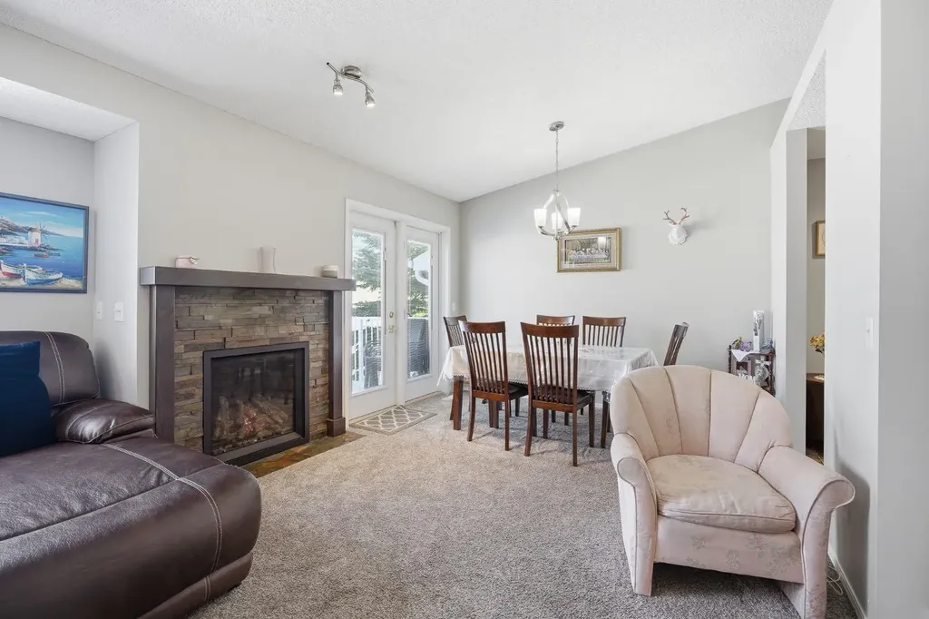 216 Valley Ridge Heights NW Calgary AB T3B 5T3
