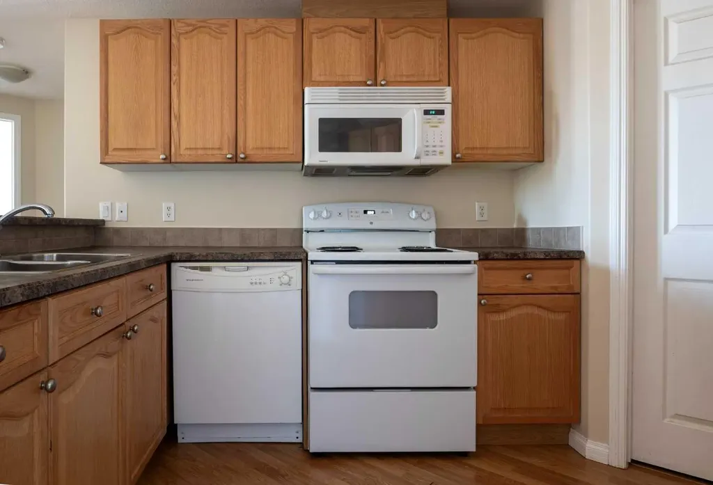 290 Plamondon Drive Fort Mcmurray AB T9K 0A5
