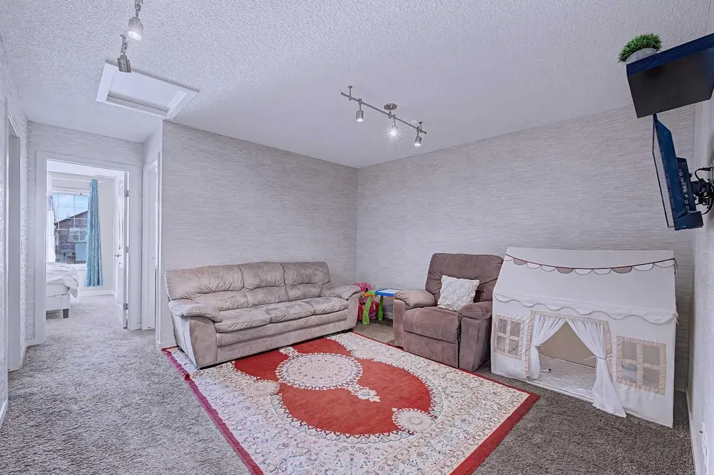 80 Chaparral Valley Crescent SE Calgary AB T2X 0Y2