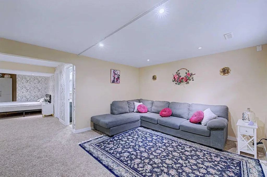 80 Chaparral Valley Crescent SE Calgary AB T2X 0Y2