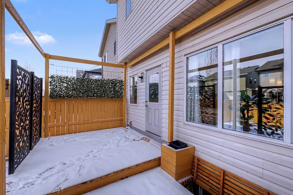 80 Chaparral Valley Crescent SE Calgary AB T2X 0Y2