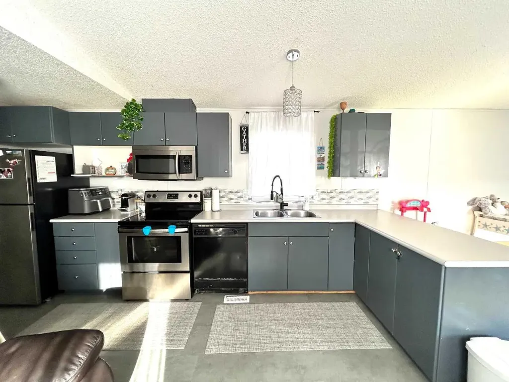5 Sagebrush Estates Rural Newell County Of AB T1R 1P1