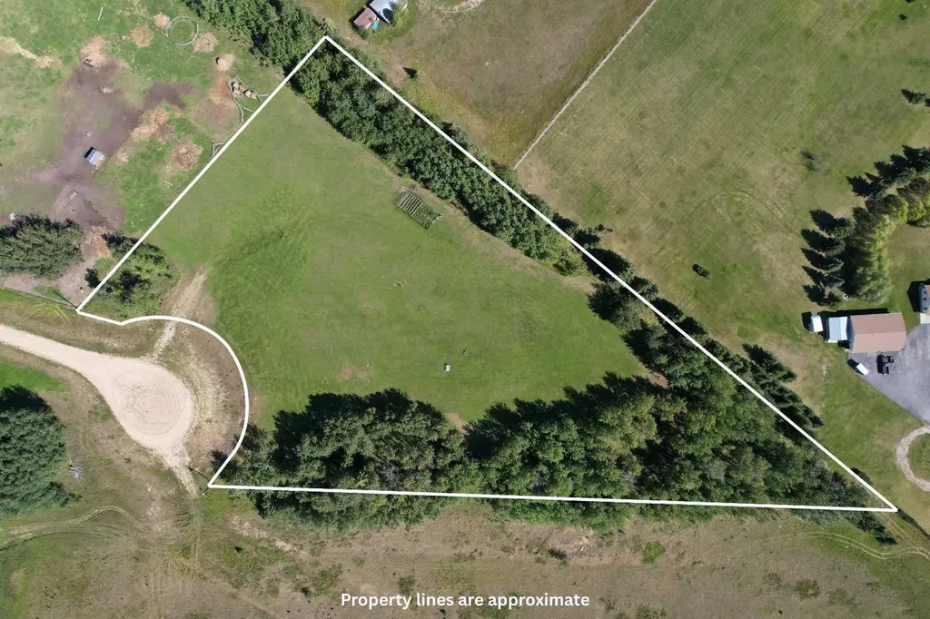 Lot 3 113055 Township Road 592 Whitecourt AB T7S 1P5