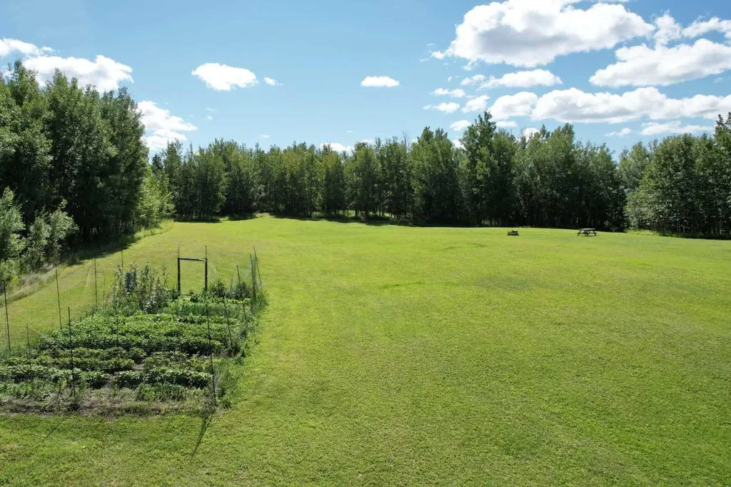 Lot 3 113055 Township Road 592 Whitecourt AB T7S 1P5