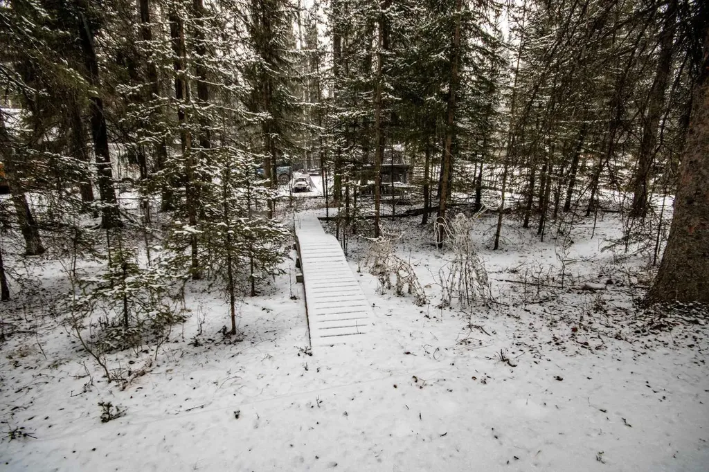5227 Township Road 320 Rural Mountain View County AB T0M 1X0