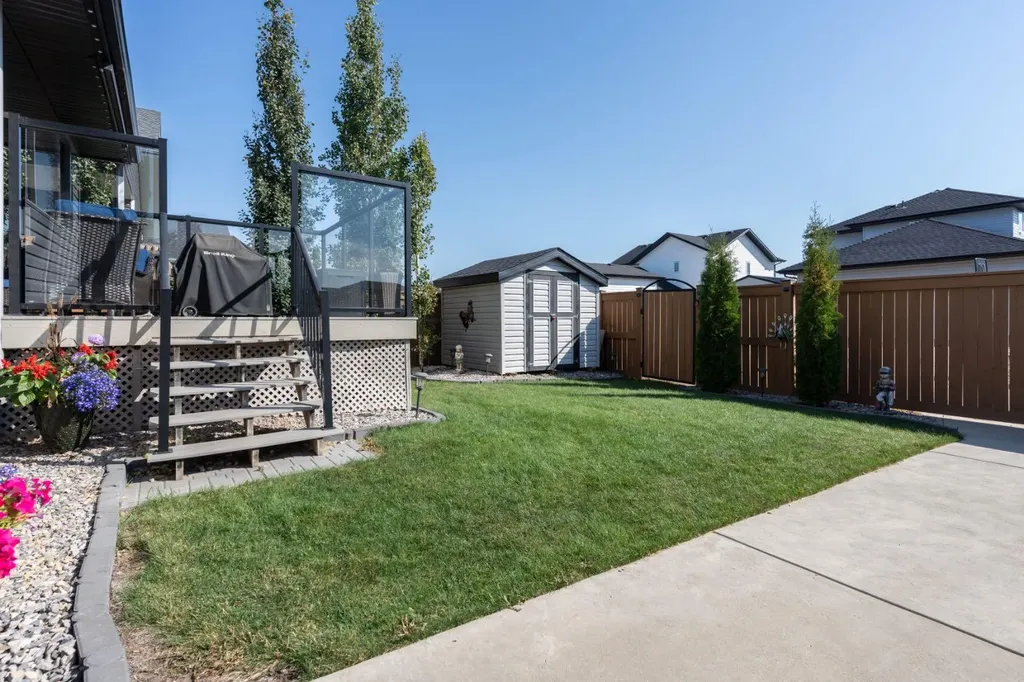 2607 63 Street Camrose AB T4V 5J6