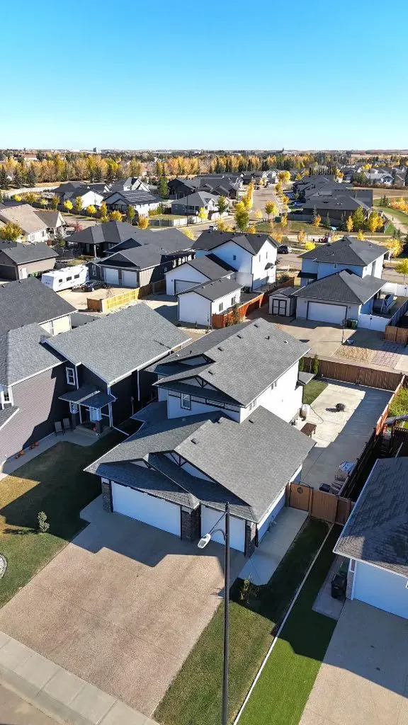 2607 63 Street Camrose AB T4V 5J6
