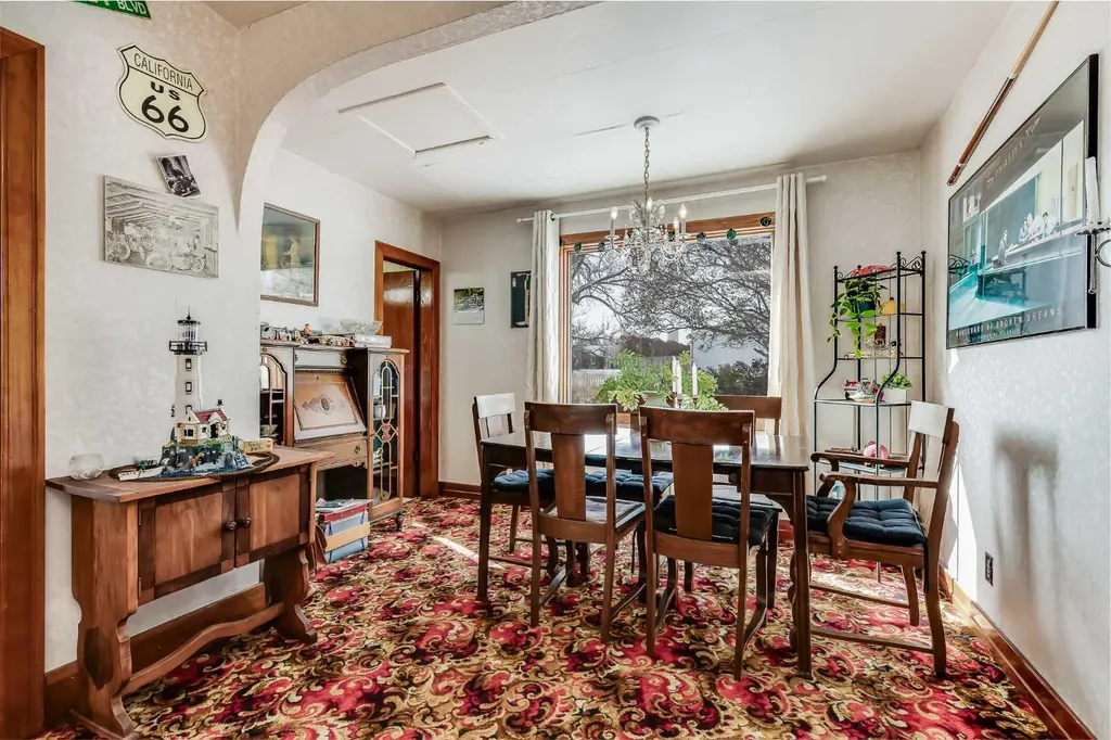 235 3 Street Irricana AB T0M 1B0