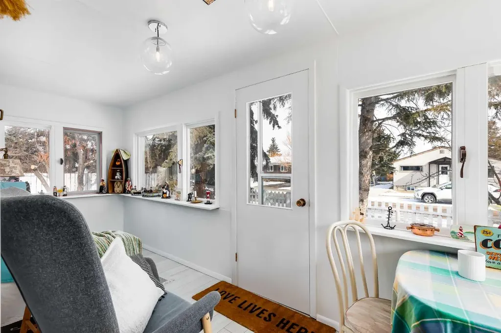 235 3 Street Irricana AB T0M 1B0