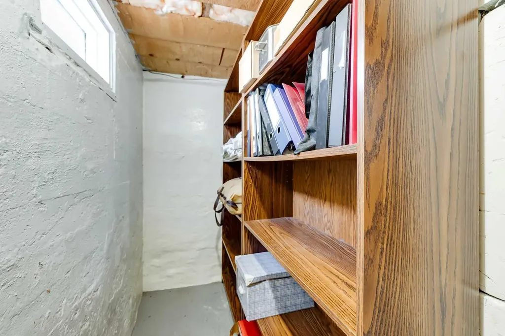235 3 Street Irricana AB T0M 1B0