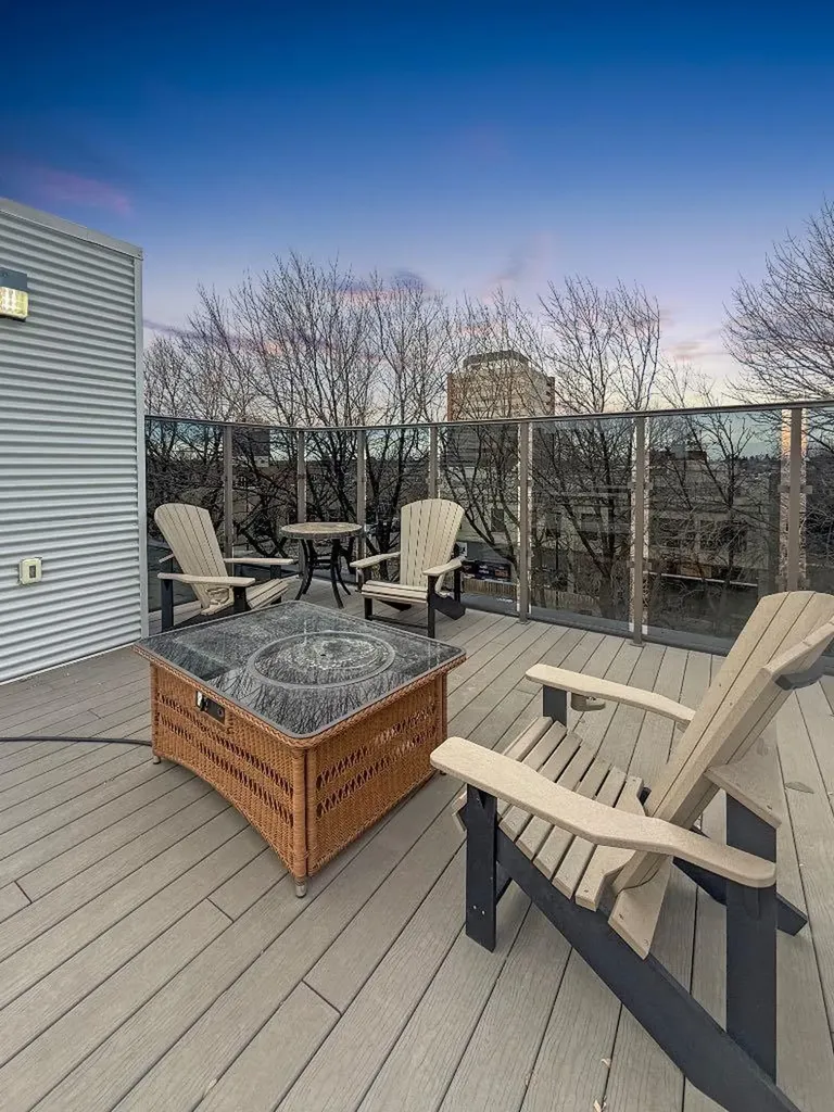 333 6 Street S Lethbridge AB T1J2C7