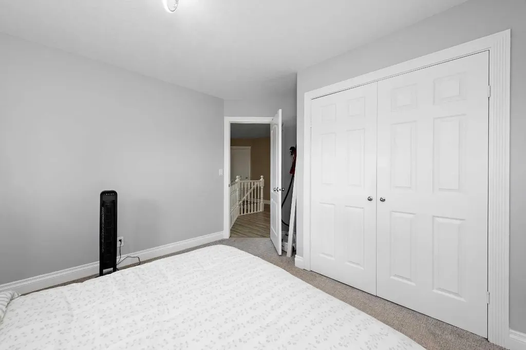 66 Royal Highland Road NW Calgary AB T3G 4Y4