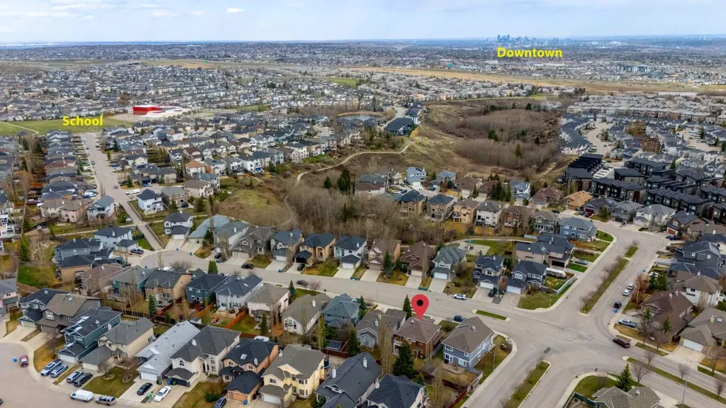 66 Royal Highland Road NW Calgary AB T3G 4Y4