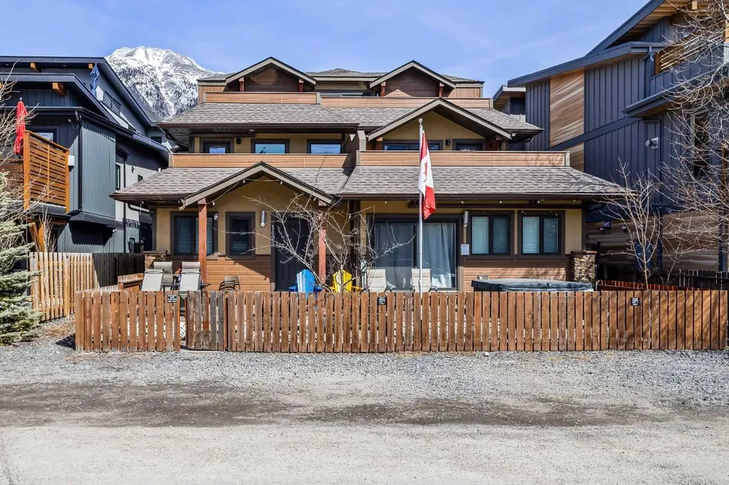1406 2nd Avenue Canmore AB T1W 1M9