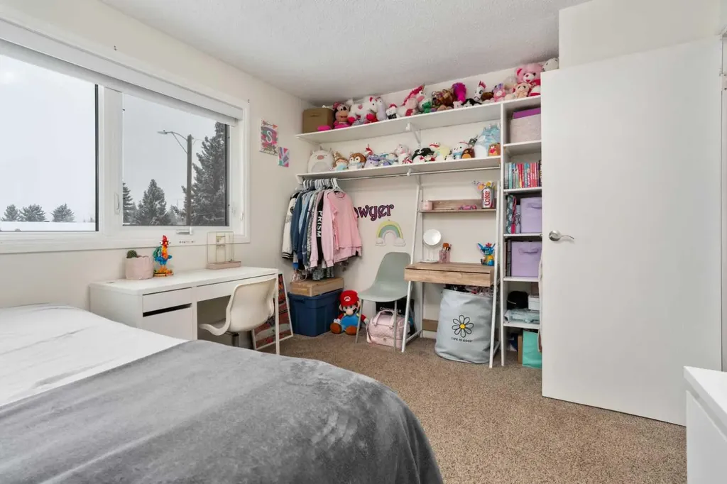 5410 47 Avenue W Forestburg AB T0B 1N0