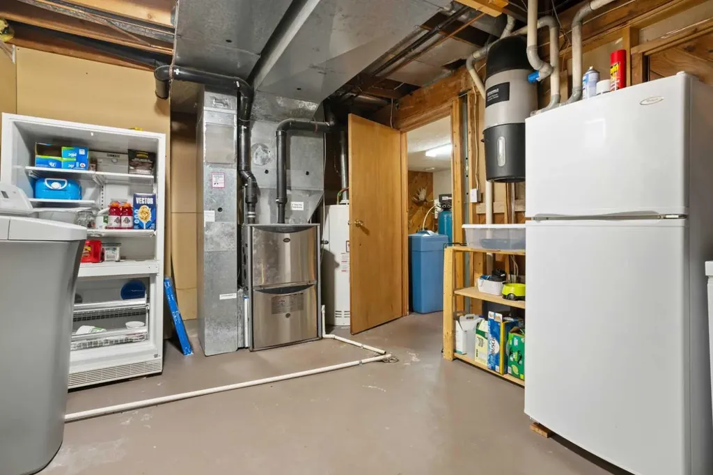 5410 47 Avenue W Forestburg AB T0B 1N0
