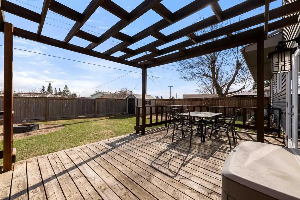 5410 47 Avenue W Forestburg AB T0B 1N0