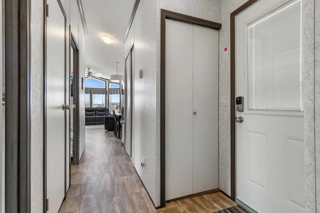 10046 Township Road 422 Rural Ponoka County AB T4J 1V9