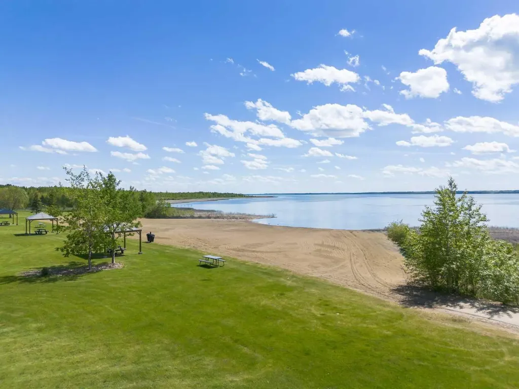 10046 Township Road 422 Rural Ponoka County AB T4J 1V9