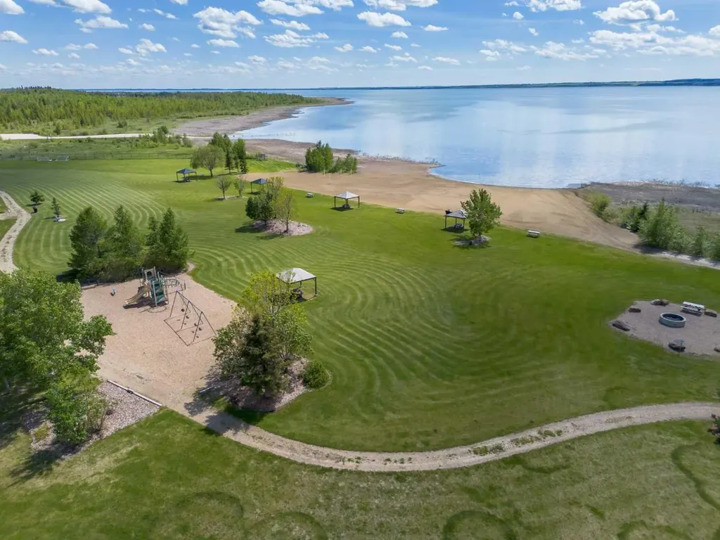 10046 Township Road 422 Rural Ponoka County AB T4J 1V9