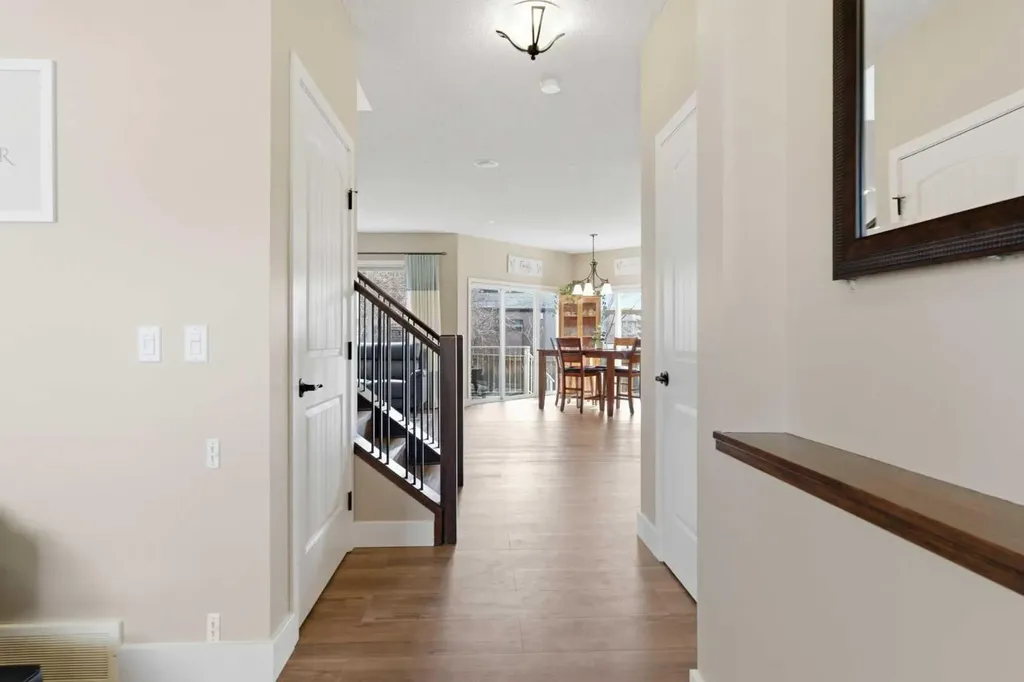 160 Crystal Green Drive SE Okotoks AB T1S 0C8
