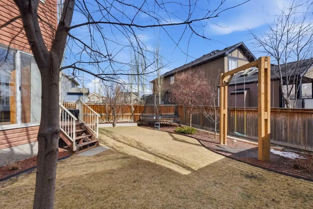 160 Crystal Green Drive SE Okotoks AB T1S 0C8
