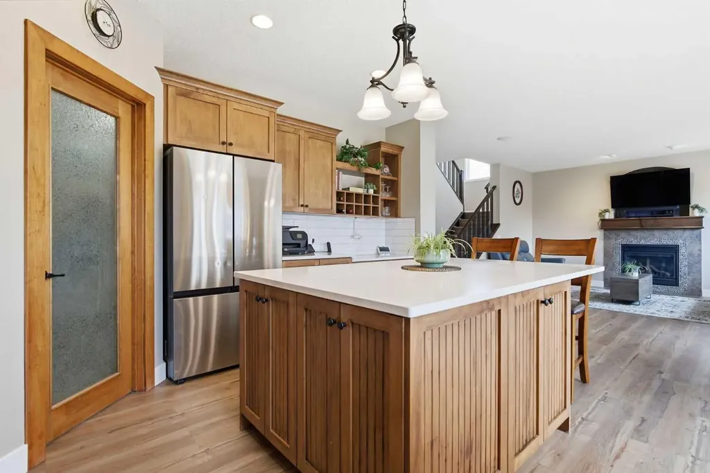 160 Crystal Green Drive SE Okotoks AB T1S 0C8