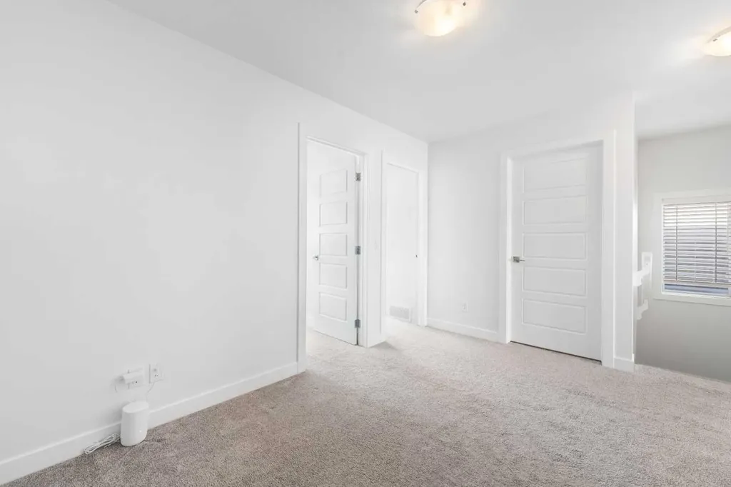 48 Ambleside Crescent NW Calgary AB T3P1S6