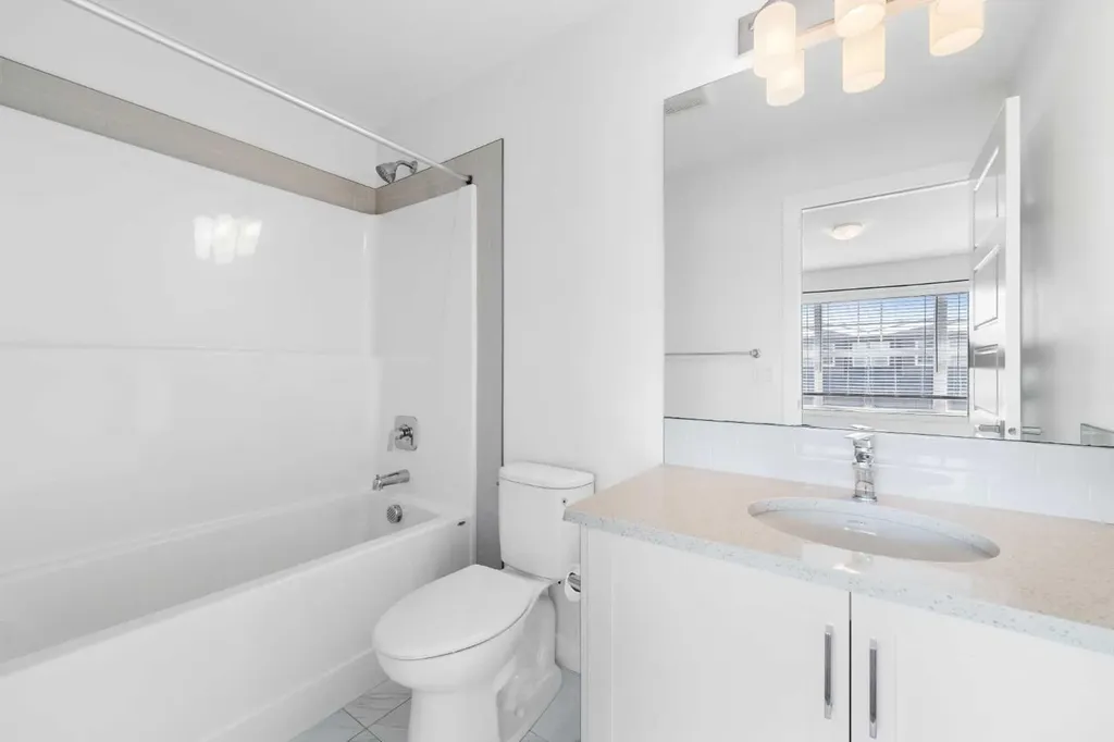 48 Ambleside Crescent NW Calgary AB T3P1S6